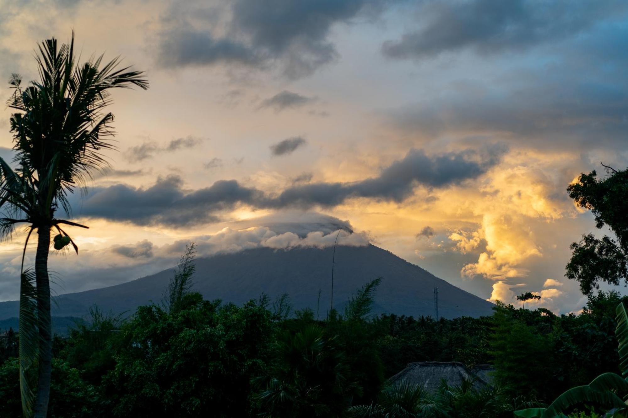 Lempuyang Boutique Hotel Karangasem エクステリア 写真