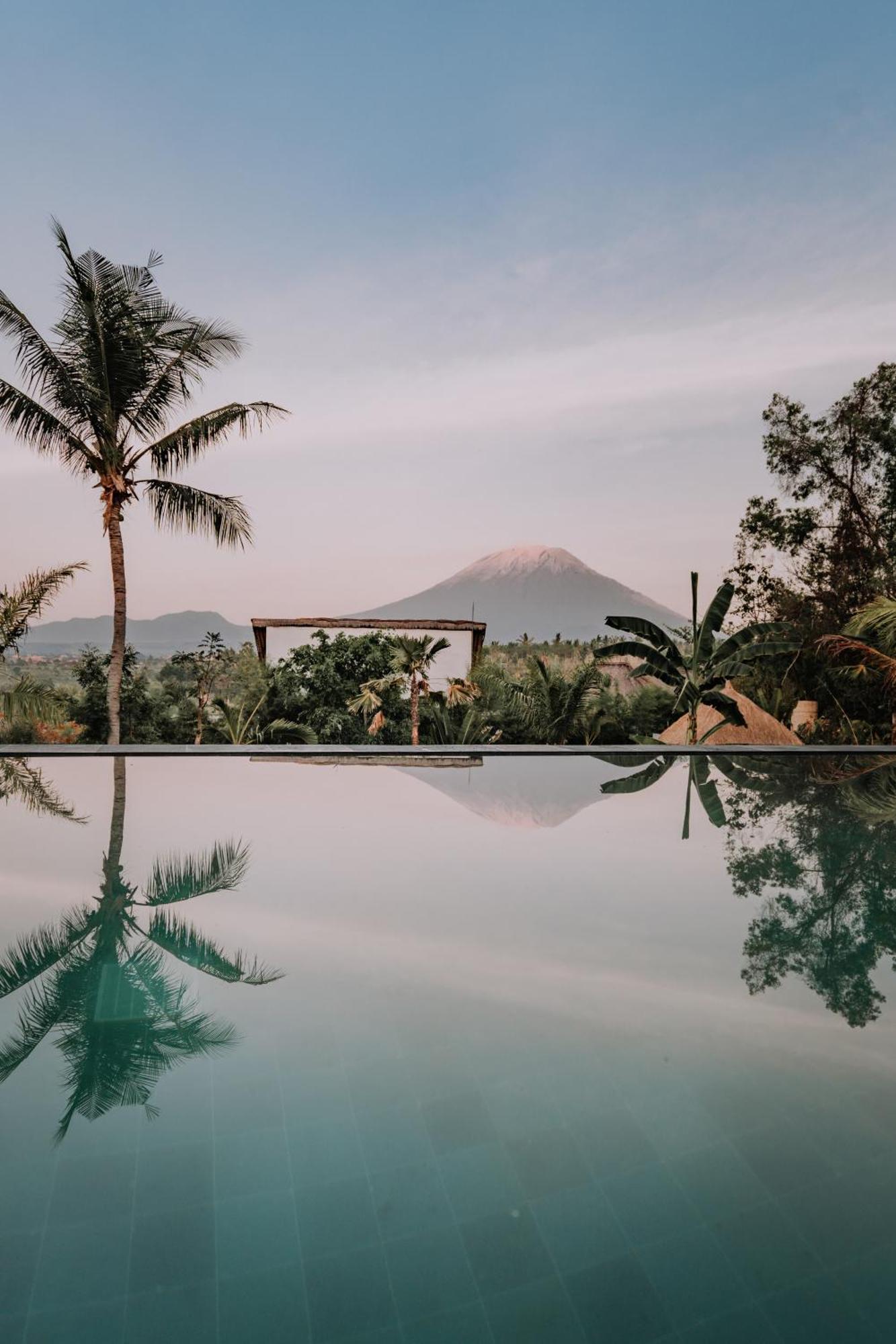 Lempuyang Boutique Hotel Karangasem エクステリア 写真